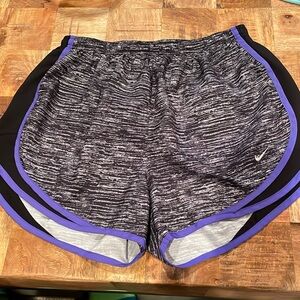 Women’s Nike Tempo Shorts, size medium.